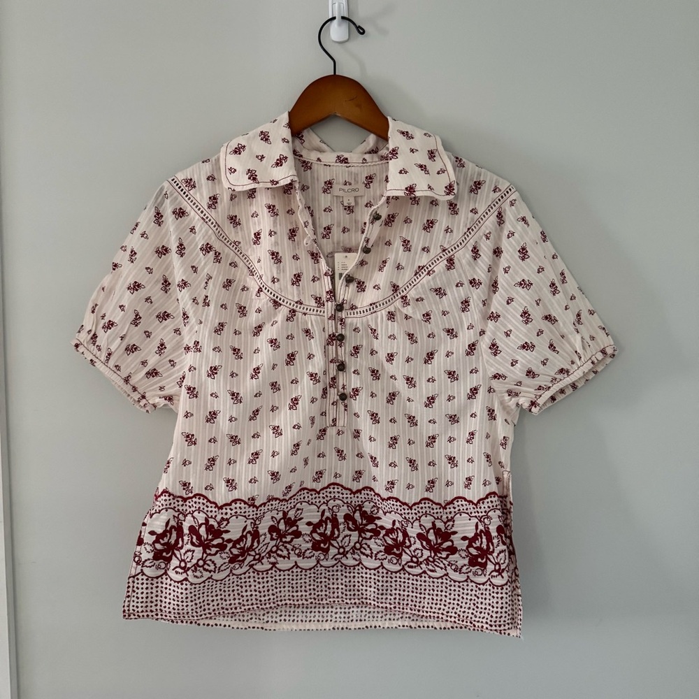 Pilcro by Anthropology Cream and Maroon Floral Blouse Size Small